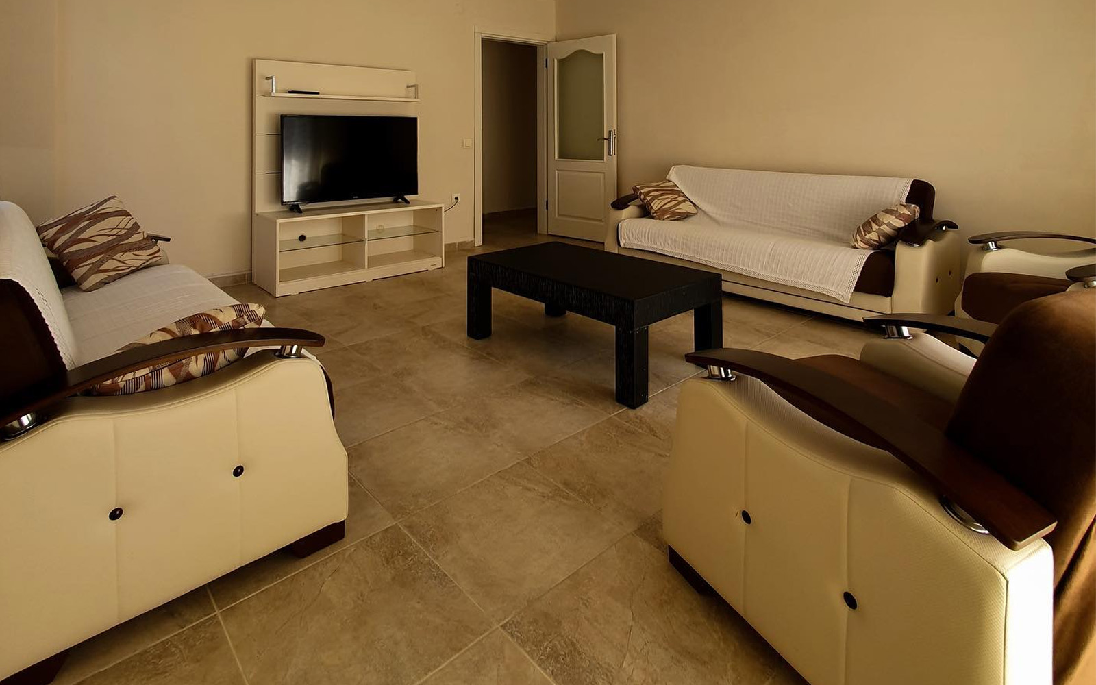 Family Room 2+1